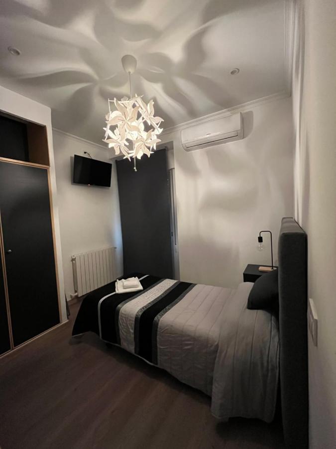 Hostal Inter Plaza Mayor Madrid Dış mekan fotoğraf